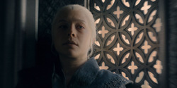 HouseOfTheDragon_3x03-RhaenyraTriumphant_4064