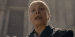 HouseOfTheDragon_3x03-RhaenyraTriumphant_4215