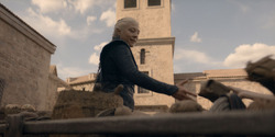 HouseOfTheDragon_3x03-RhaenyraTriumphant_4218