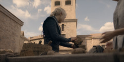 HouseOfTheDragon_3x03-RhaenyraTriumphant_4221