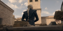 HouseOfTheDragon_3x03-RhaenyraTriumphant_4224