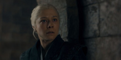 HouseOfTheDragon_3x03-RhaenyraTriumphant_4456