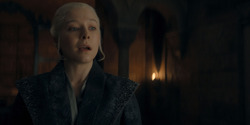 HouseOfTheDragon_3x03-RhaenyraTriumphant_4543