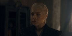 HouseOfTheDragon_3x03-RhaenyraTriumphant_4716