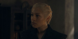 HouseOfTheDragon_3x03-RhaenyraTriumphant_4721