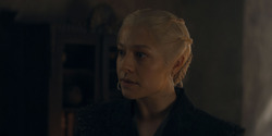HouseOfTheDragon_3x03-RhaenyraTriumphant_4723