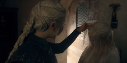 HouseOfTheDragon_3x03-RhaenyraTriumphant_4848