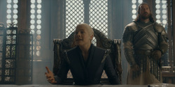 HouseOfTheDragon_3x04-Tumbleton_00403