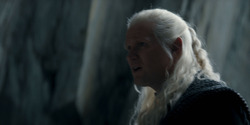 HouseOfTheDragon_3x04-Tumbleton_03350
