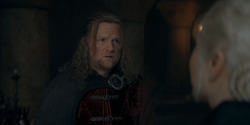 HouseOfTheDragon_3x04-Tumbleton_04039