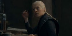 HouseOfTheDragon_3x04-Tumbleton_04084