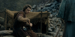 HouseOfTheDragon_3x04-Tumbleton_04189