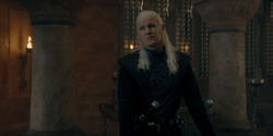 HouseOfTheDragon_3x04-Tumbleton_04742