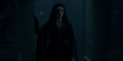 HouseOfTheDragon_3x05-UnbowedAndUnbent_0379