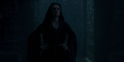 HouseOfTheDragon_3x05-UnbowedAndUnbent_0384