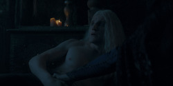 HouseOfTheDragon_3x05-UnbowedAndUnbent_0474