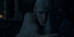 HouseOfTheDragon_3x05-UnbowedAndUnbent_0489