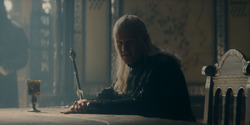 HouseOfTheDragon_3x05-UnbowedAndUnbent_1017
