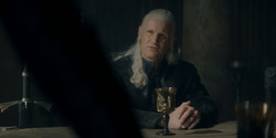HouseOfTheDragon_3x05-UnbowedAndUnbent_1047