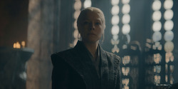HouseOfTheDragon_3x05-UnbowedAndUnbent_1070