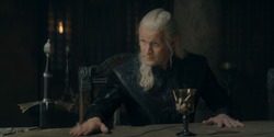 HouseOfTheDragon_3x05-UnbowedAndUnbent_1139
