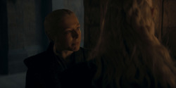 HouseOfTheDragon_3x05-UnbowedAndUnbent_1188