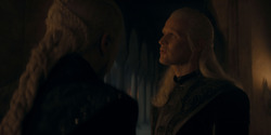 HouseOfTheDragon_3x05-UnbowedAndUnbent_1215