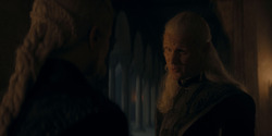 HouseOfTheDragon_3x05-UnbowedAndUnbent_1223