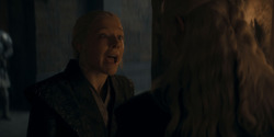 HouseOfTheDragon_3x05-UnbowedAndUnbent_1255