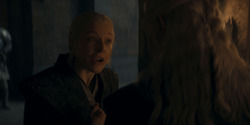 HouseOfTheDragon_3x05-UnbowedAndUnbent_1257