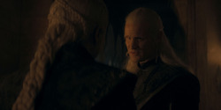 HouseOfTheDragon_3x05-UnbowedAndUnbent_1264