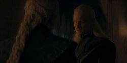 HouseOfTheDragon_3x05-UnbowedAndUnbent_1266