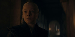 HouseOfTheDragon_3x05-UnbowedAndUnbent_1308