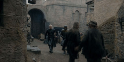 HouseOfTheDragon_3x05-UnbowedAndUnbent_1905