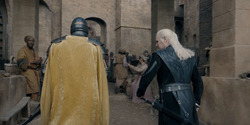 HouseOfTheDragon_3x05-UnbowedAndUnbent_1940