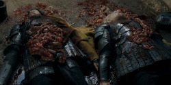 HouseOfTheDragon_3x05-UnbowedAndUnbent_2000
