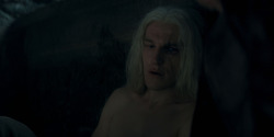 HouseOfTheDragon_3x05-UnbowedAndUnbent_3027