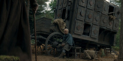 HouseOfTheDragon_3x05-UnbowedAndUnbent_3217