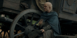 HouseOfTheDragon_3x05-UnbowedAndUnbent_3239