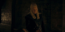 HouseOfTheDragon_3x05-UnbowedAndUnbent_5099