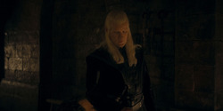 HouseOfTheDragon_3x05-UnbowedAndUnbent_5101