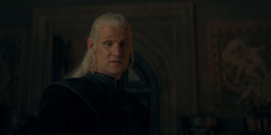 HouseOfTheDragon_3x05-UnbowedAndUnbent_5489