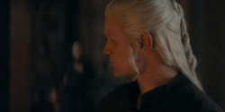 HouseOfTheDragon_3x08-TheTreasonsAtTumbleton_00043