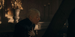 HouseOfTheDragon_3x08-TheTreasonsAtTumbleton_00075