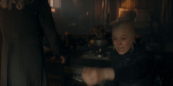 HouseOfTheDragon_3x08-TheTreasonsAtTumbleton_00115