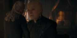 HouseOfTheDragon_3x08-TheTreasonsAtTumbleton_00117