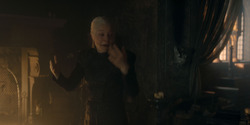 HouseOfTheDragon_3x08-TheTreasonsAtTumbleton_00183