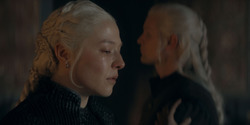 HouseOfTheDragon_3x08-TheTreasonsAtTumbleton_00270