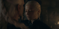 HouseOfTheDragon_3x08-TheTreasonsAtTumbleton_00340