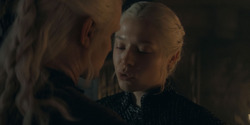 HouseOfTheDragon_3x08-TheTreasonsAtTumbleton_00357
